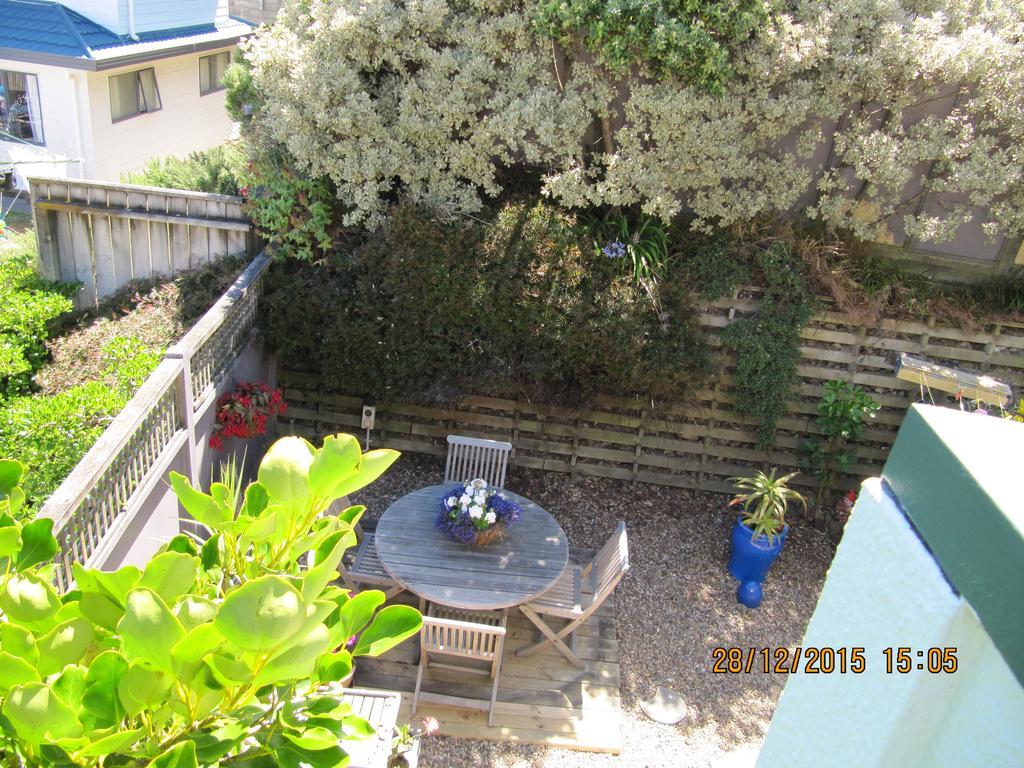 Pacific View Bed And Breakfast Уелингтън Екстериор снимка