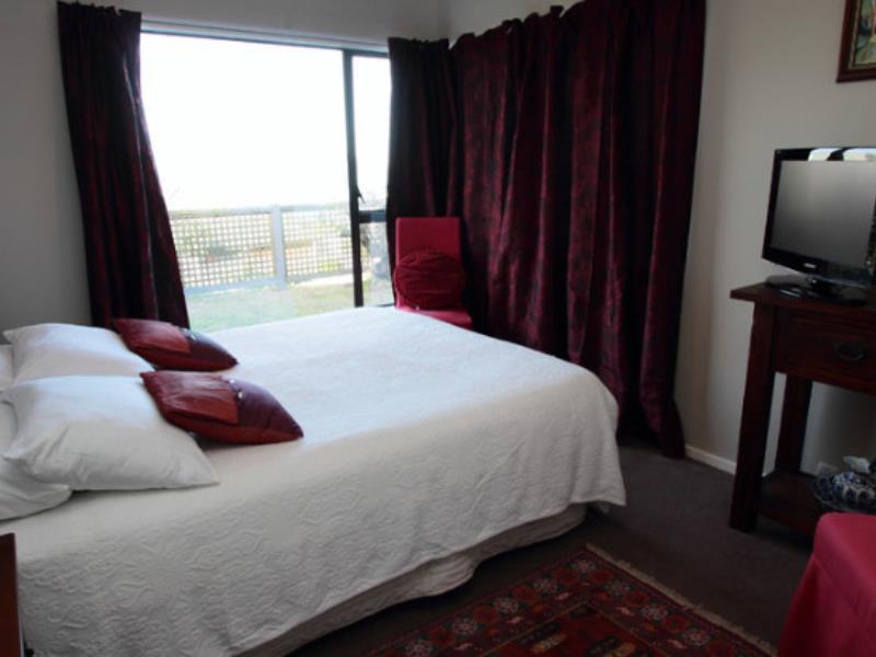 Pacific View Bed And Breakfast Уелингтън Екстериор снимка