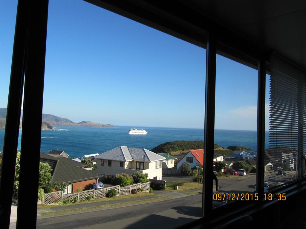 Pacific View Bed And Breakfast Уелингтън Екстериор снимка