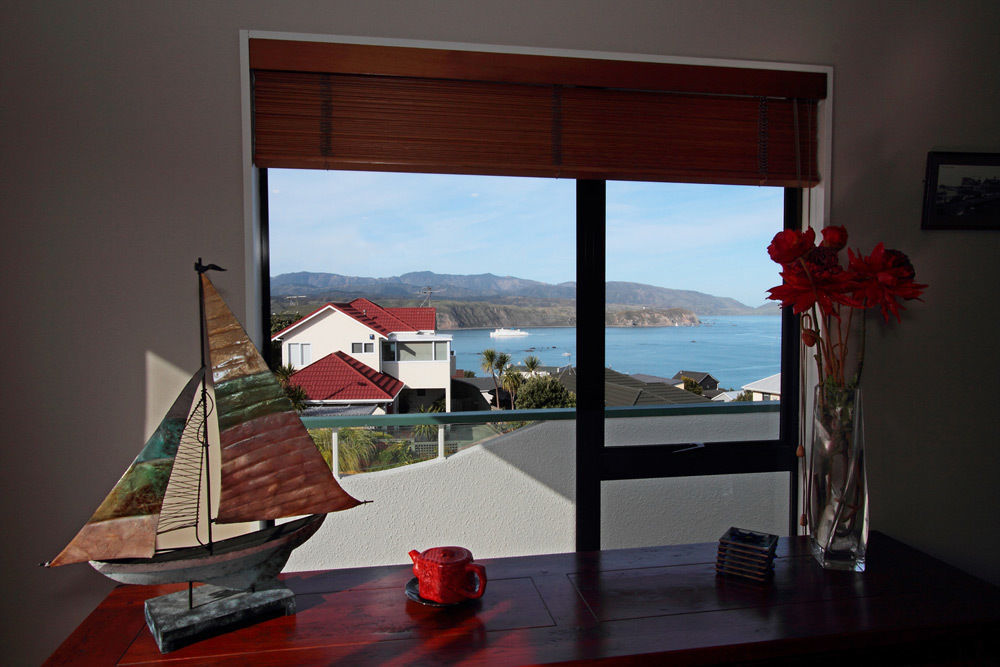 Pacific View Bed And Breakfast Уелингтън Екстериор снимка